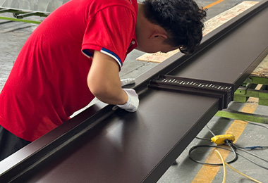 Quality inspection cleaning stage